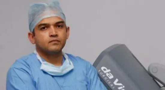Dr Rajiv Yadav, Best Robotic Cancer Surgeon in India, Best Surgeon for Kidney Cancer in India, Best Surgeon for Prostate Cancer, Best Surgeon for Bladder Cancer in India